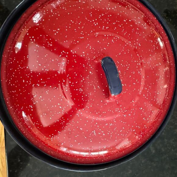 Vintage red, white and blue enamelware pot - Picture 5 of 12